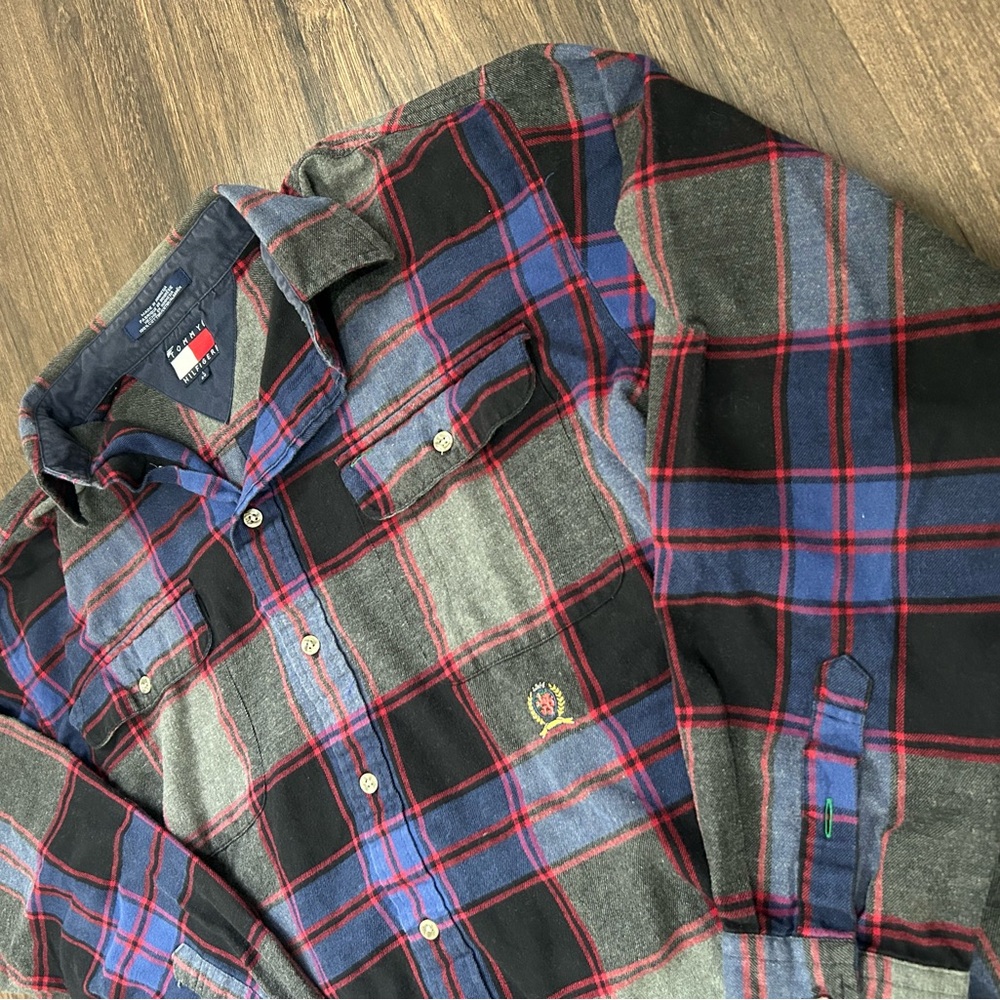 Vintage Tommy Hilfiger Men's Plaid Flannel Shirt